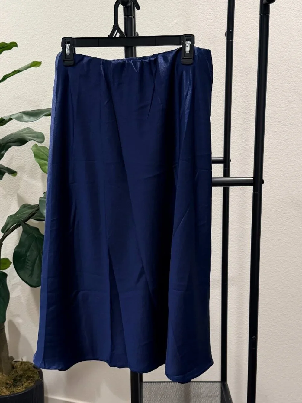Navy Blue Stretch Satin Midi A-Line Skirt Size XL NWT - Picture 6 of 10